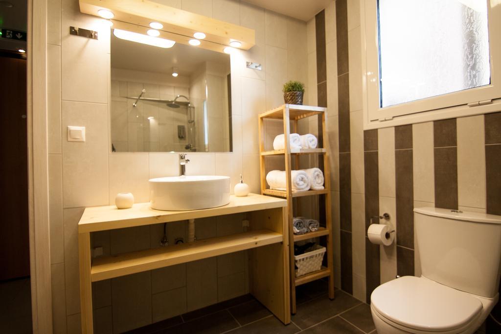 Dynasta Central Suites Athen Exterior foto